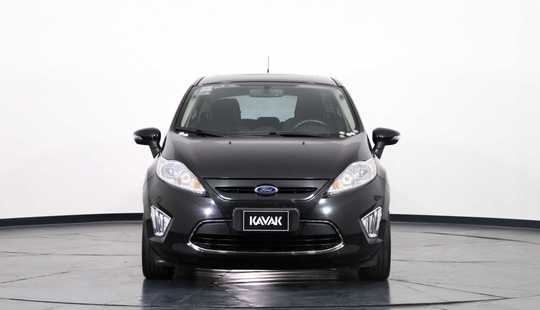 Ford Fiesta Kinetic Design 1.6 Design 120cv Titanium 2012