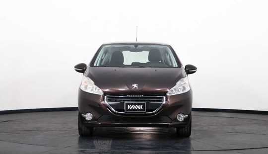 Peugeot 208 1.5 Allure Touchscreen 2014
