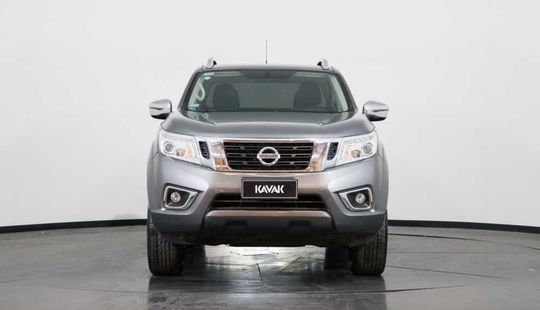 Nissan NP300 2.3 Frontier Le Cd 4x4 Mt 2018