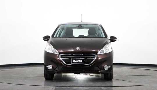 Peugeot 208 1.6 Feline 2014
