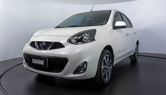 Nissan March SL 2015